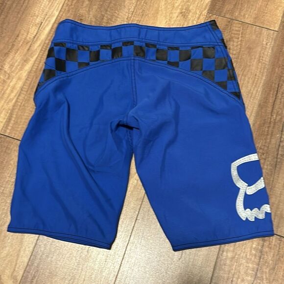 Beautiful Fox racing short - Picture 2 of 6